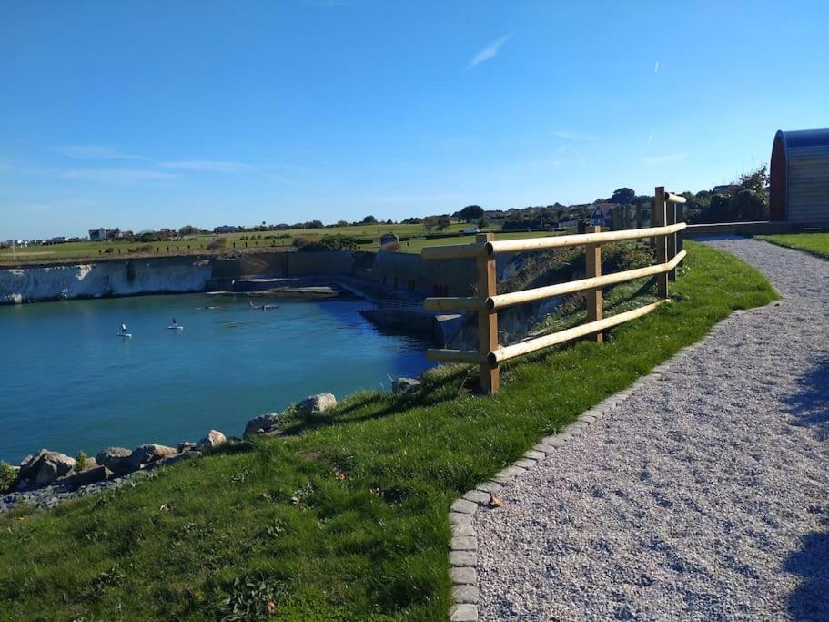 Spring Tide Cliff Top Glamping Pod With Direct Sea Views Birchington-on-Sea Buitenkant foto