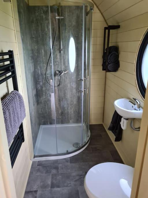 Spring Tide Cliff Top Glamping Pod With Direct Sea Views Birchington-on-Sea Buitenkant foto